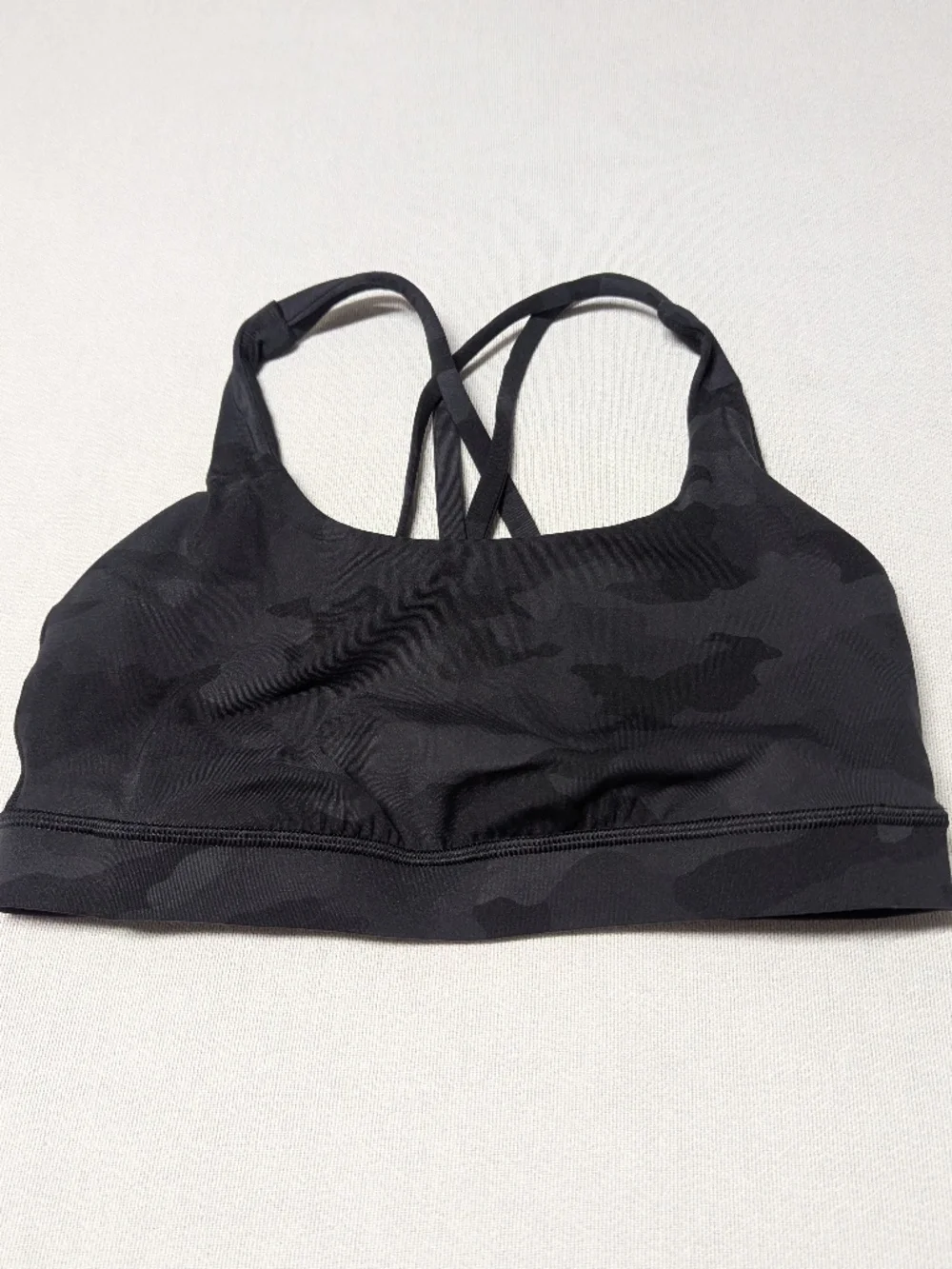 Lululemon Energy Bra *Medium Support - Size 8
